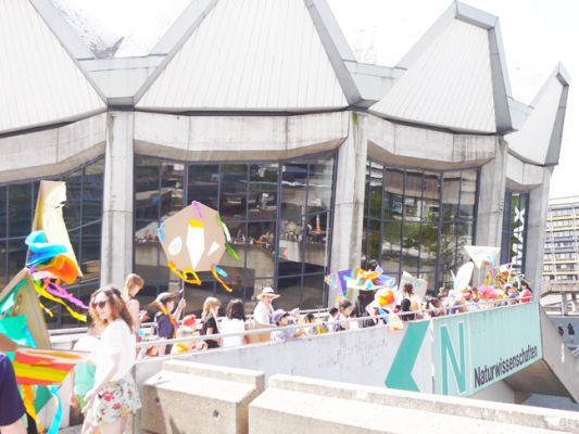 mythen der moderne | stimme der stadt | prozession der moderne | bauhaus | fridays for future