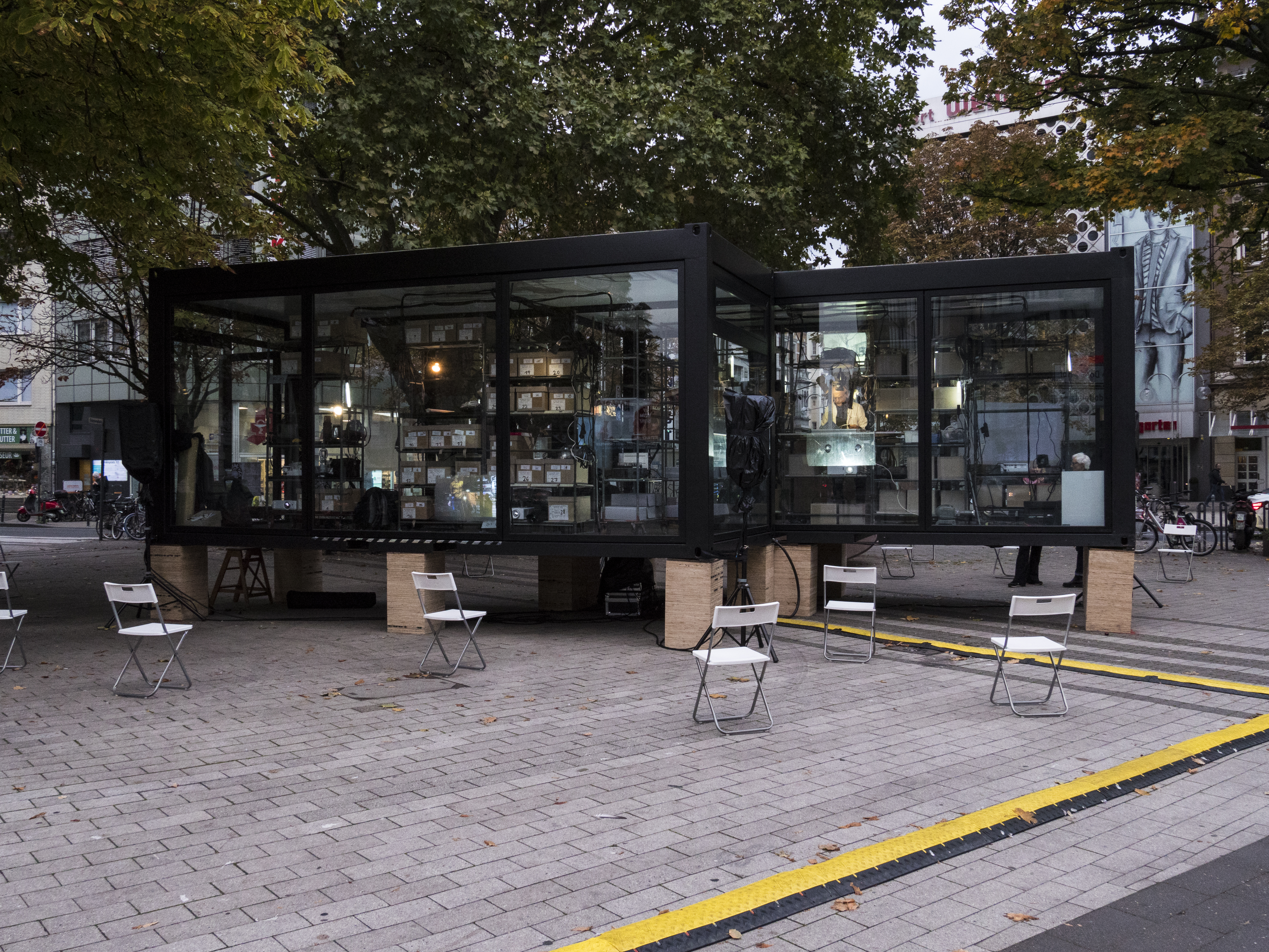wunderblock | friesenplatz | performance | archiv