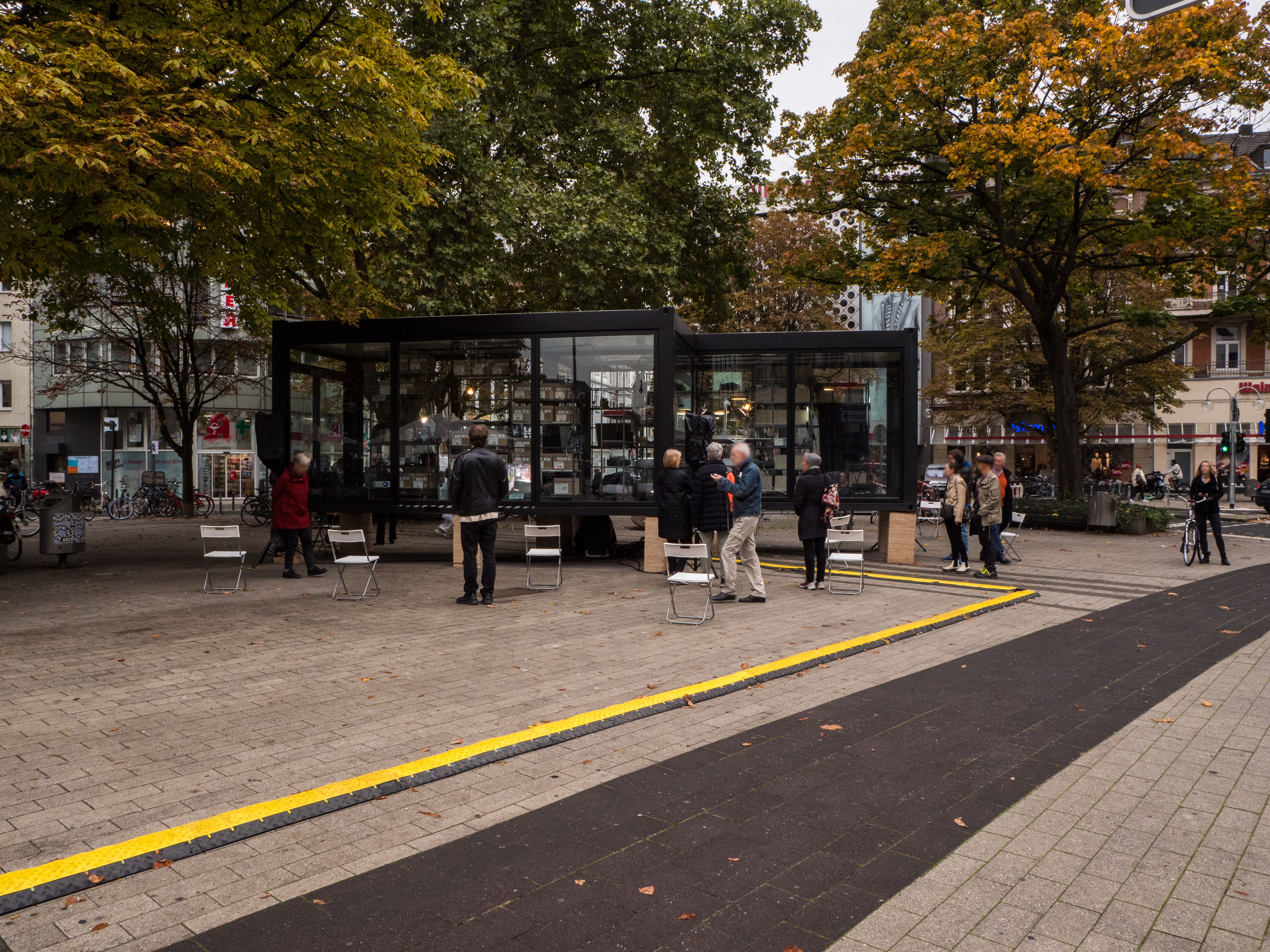 wunderblock | friesenplatz | performance | archiv