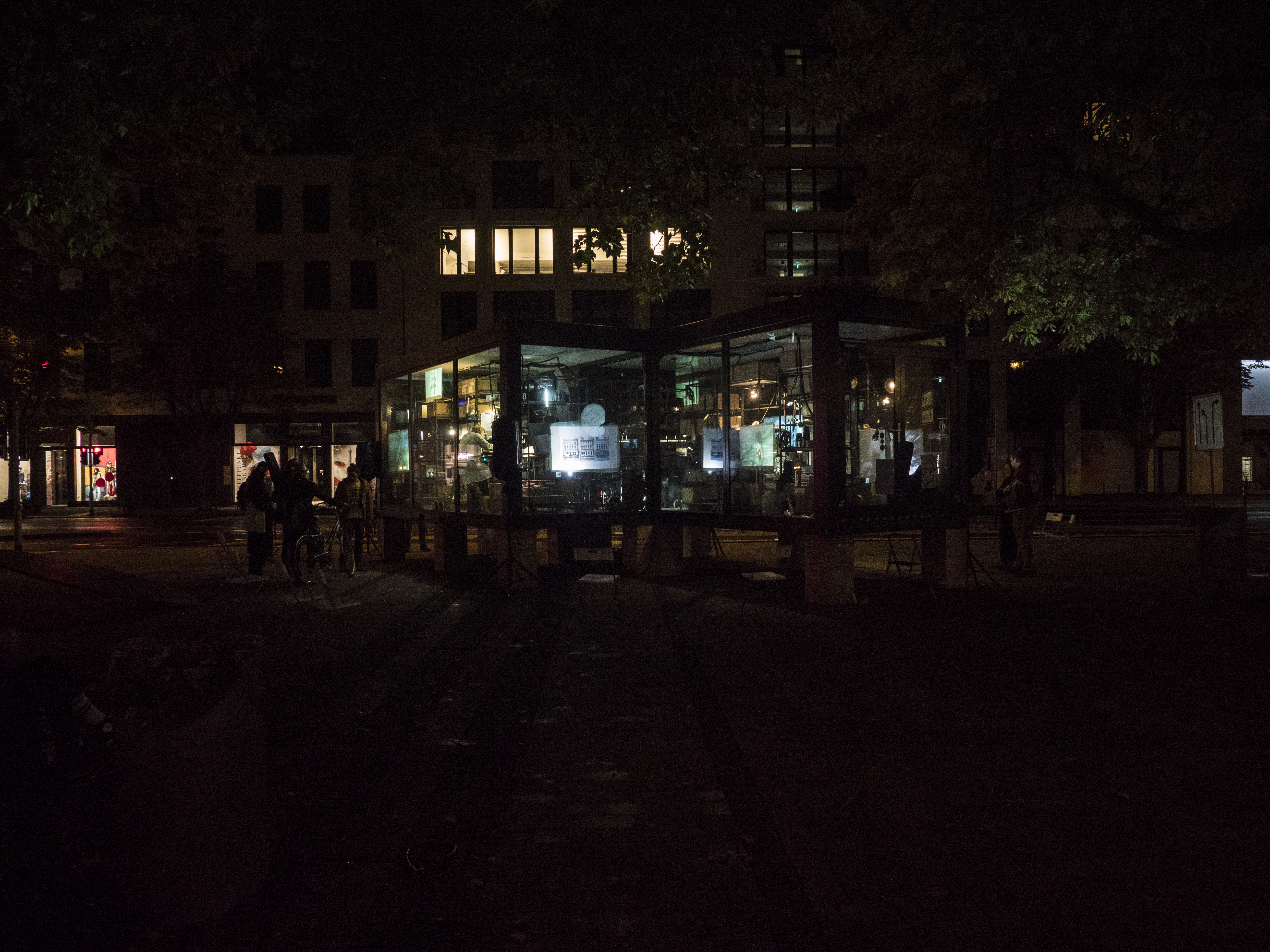 wunderblock | friesenplatz | performance | archiv