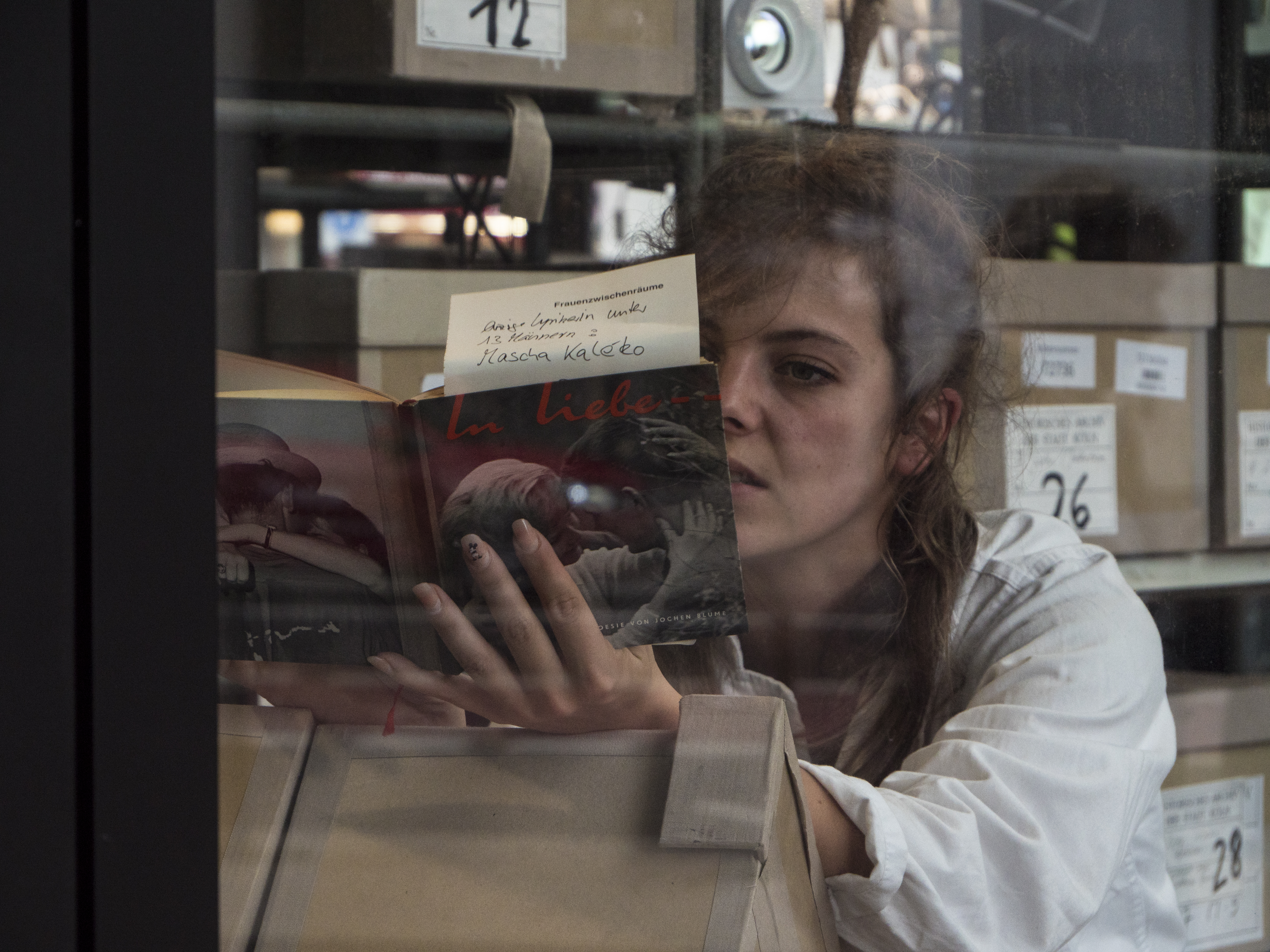 Fee Zweipfennig | wunderblock | performance | mythen der moderne | archiv