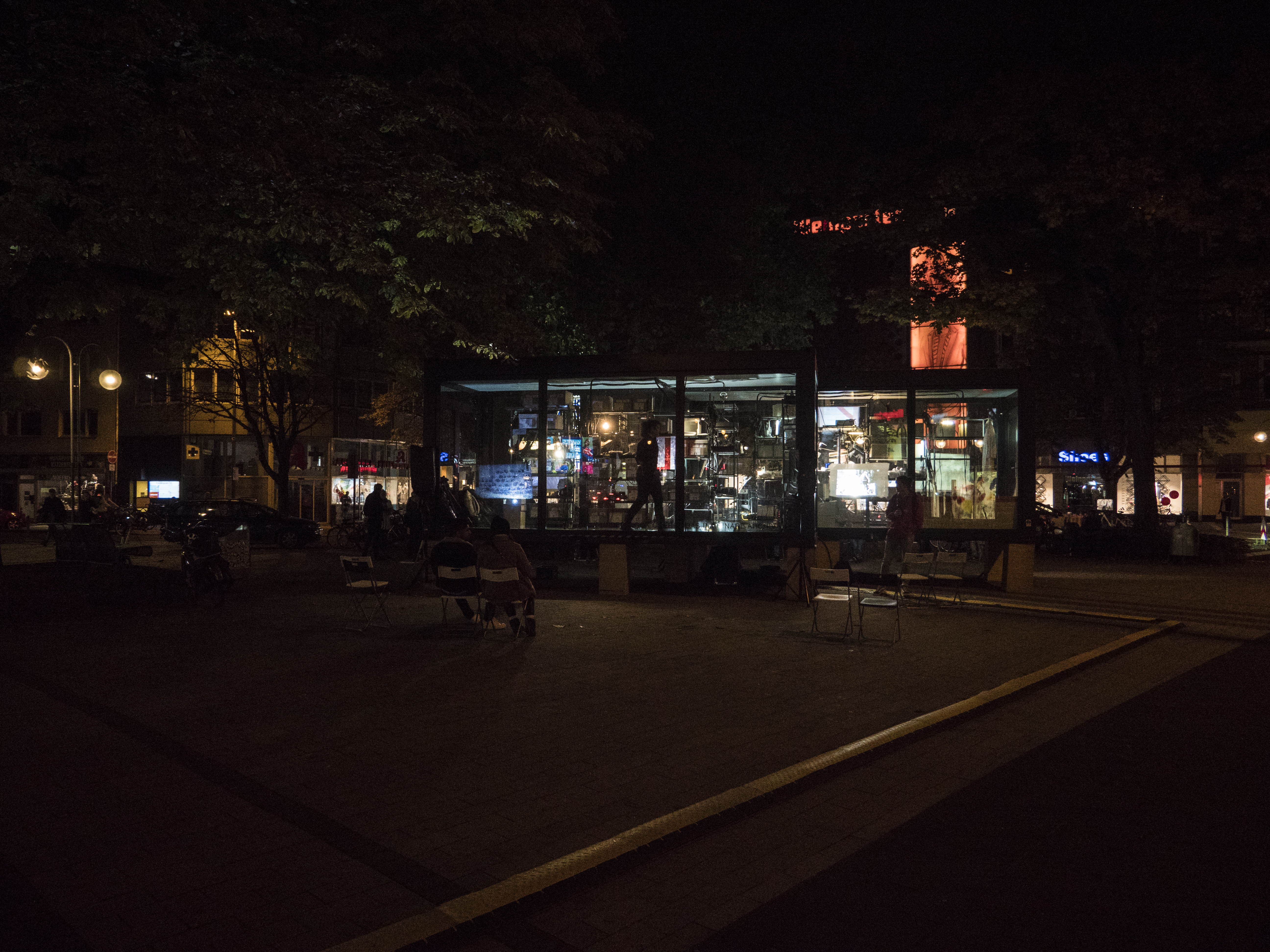 wunderblock | friesenplatz | performance | archiv