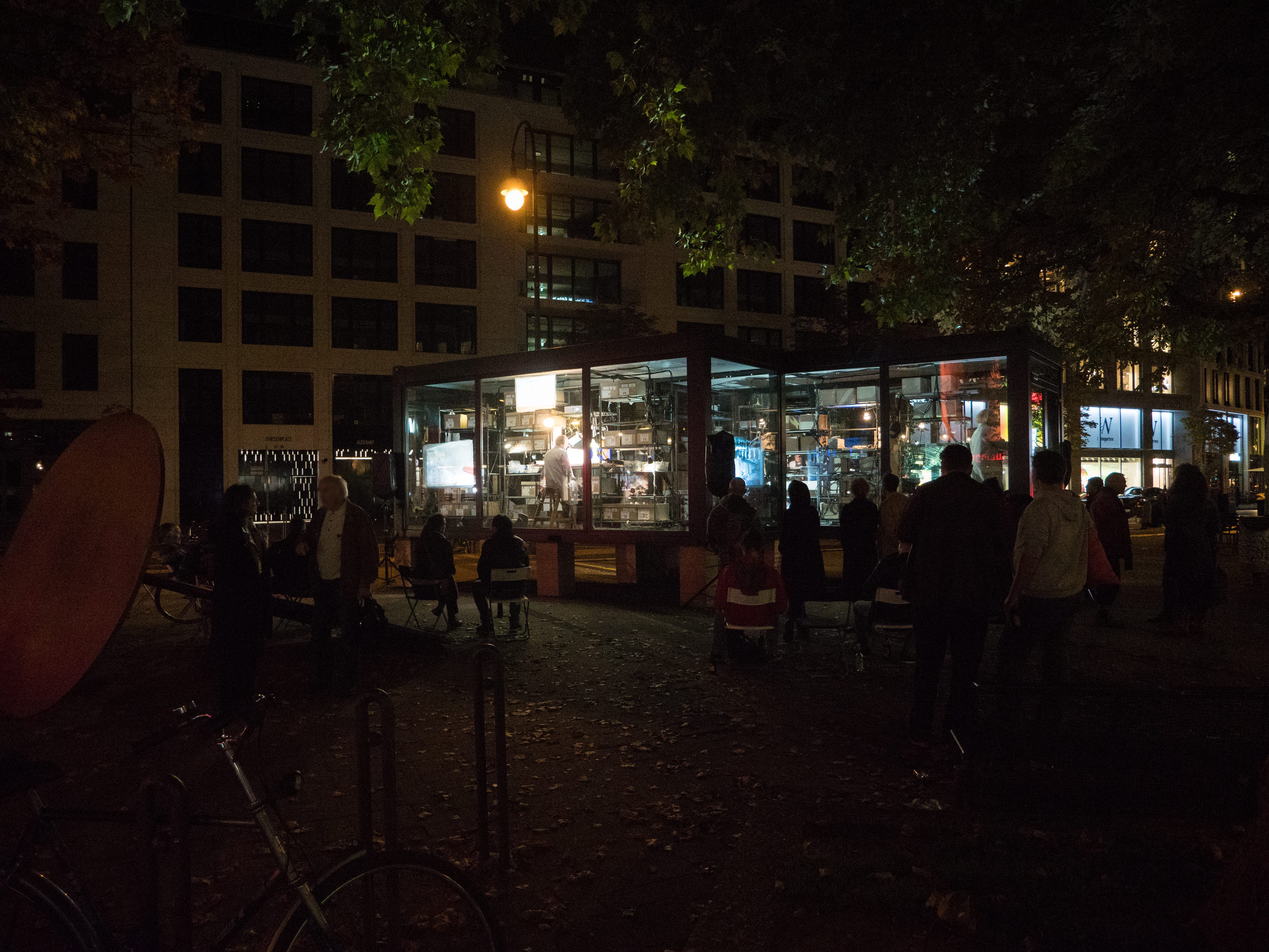 wunderblock | friesenplatz | performance | archiv